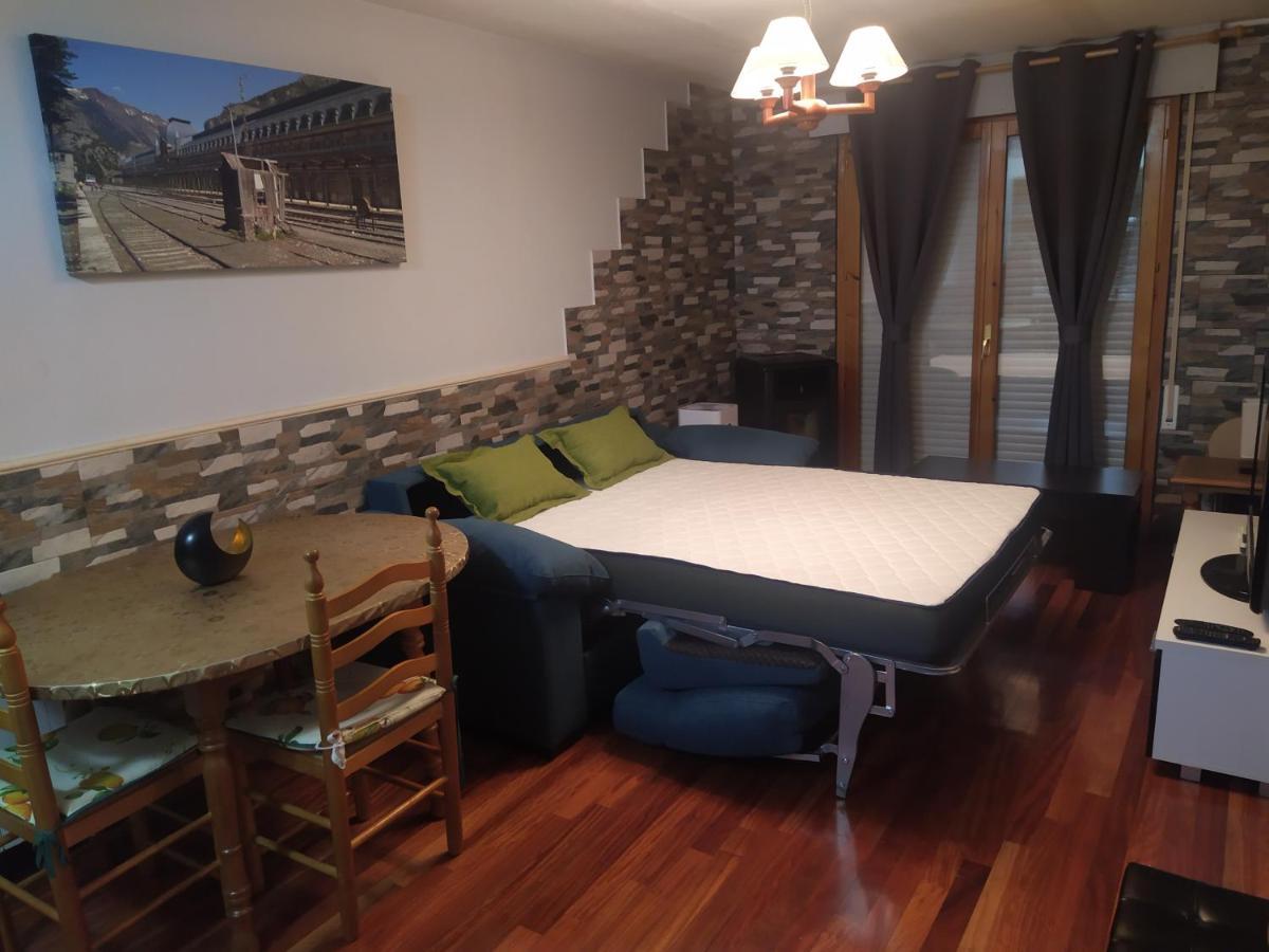 Apartamento De Montana "Nueva Canfranc" Екстер'єр фото