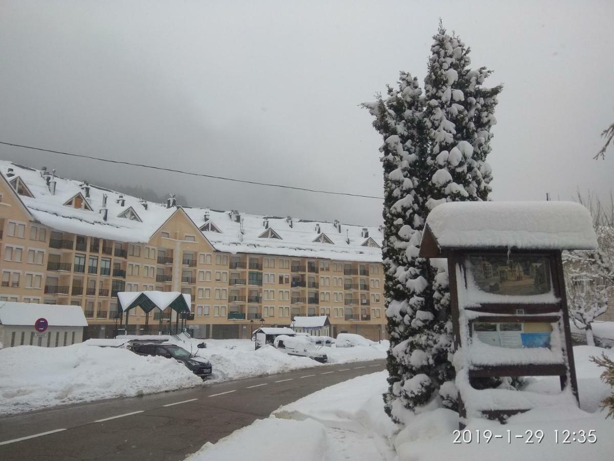 Apartamento De Montana "Nueva Canfranc" Екстер'єр фото